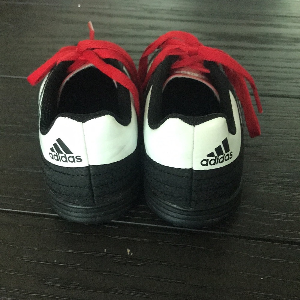 Soccer Turf Shoes - Picture 4 of 6